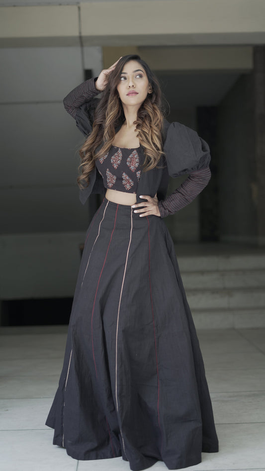anka Blouse with shrug and full skirt1-m