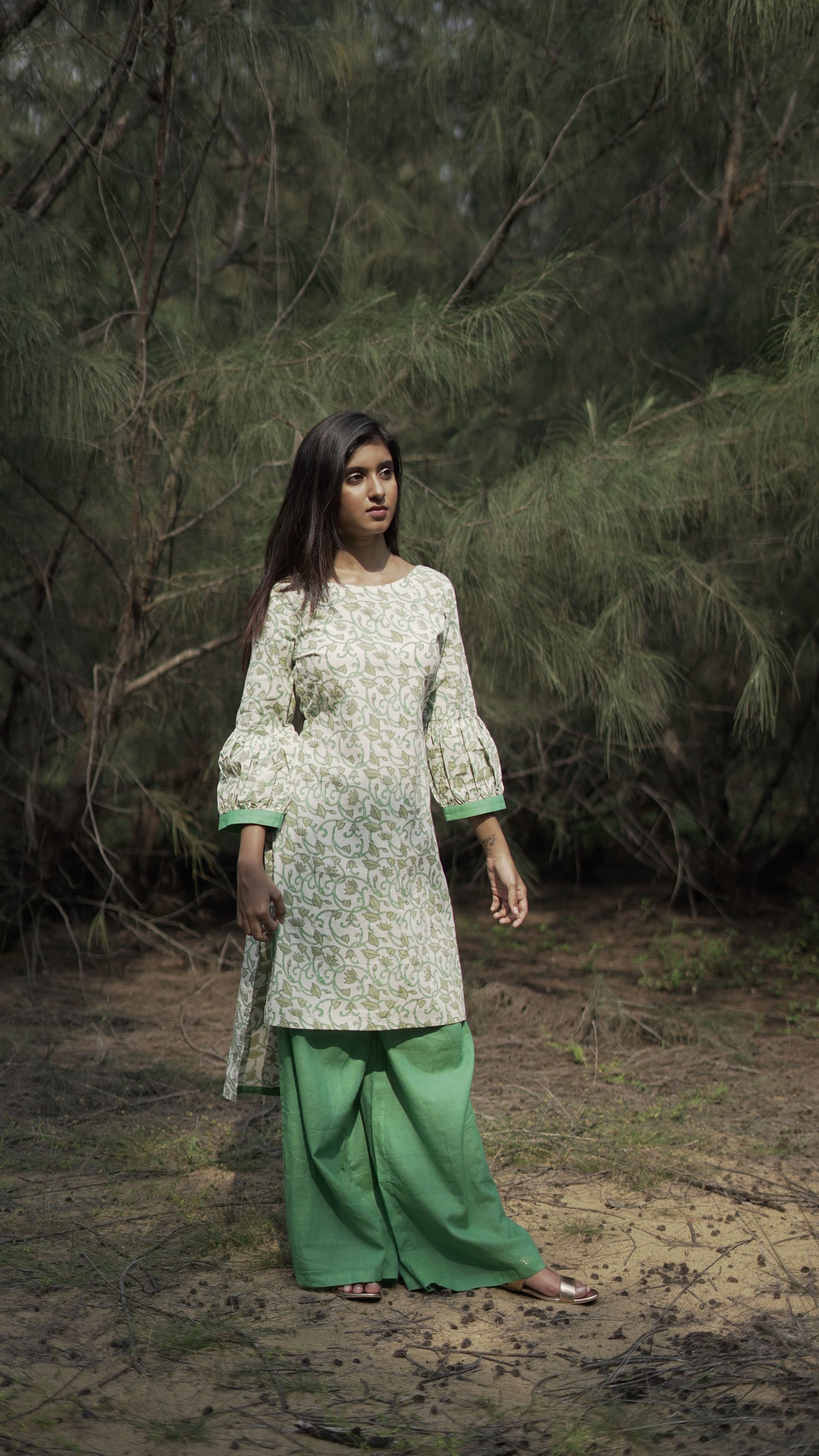 anka High Low top with sharara pant2-min