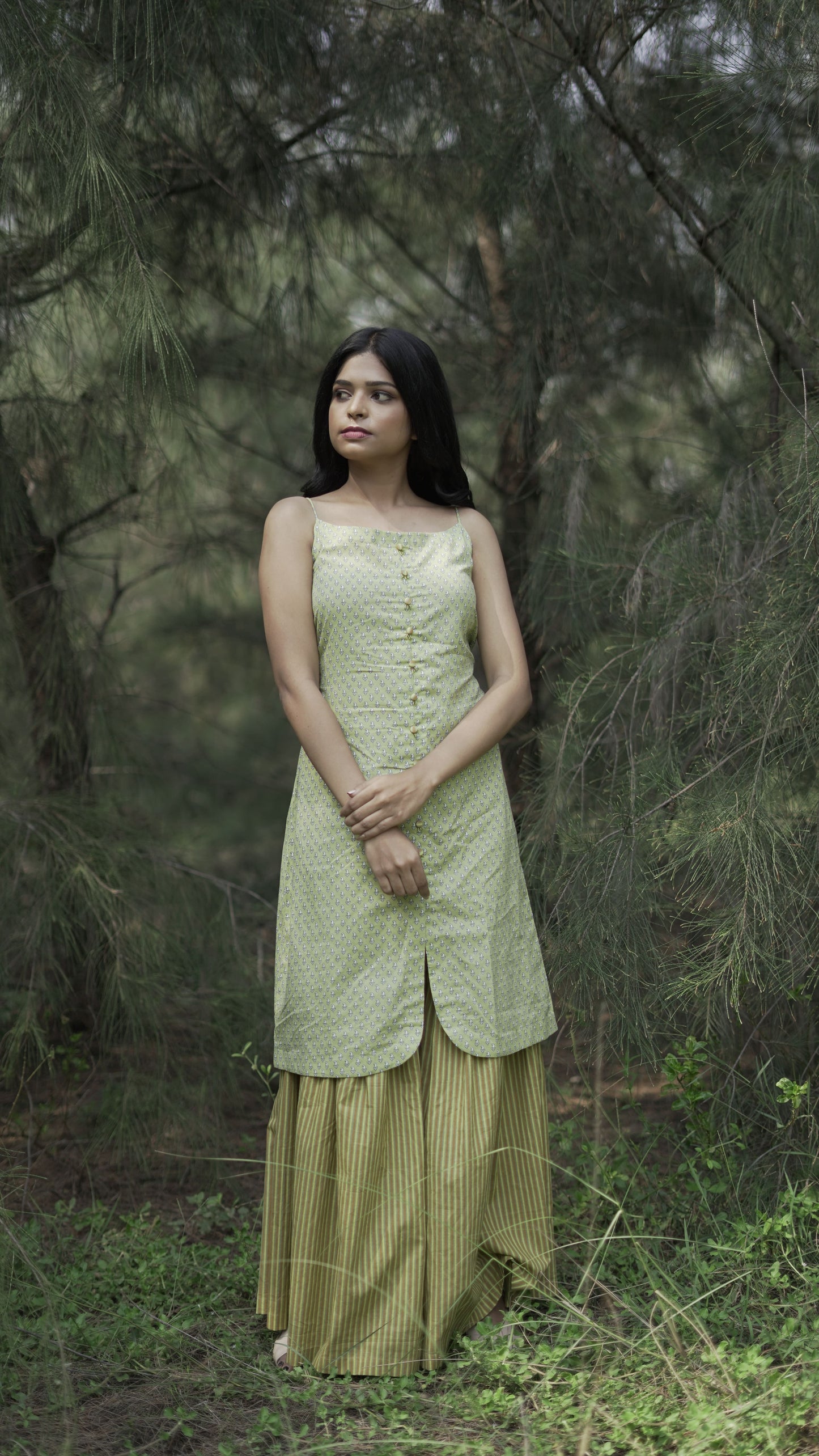 anka Sleeveless top with gharara pant1-m