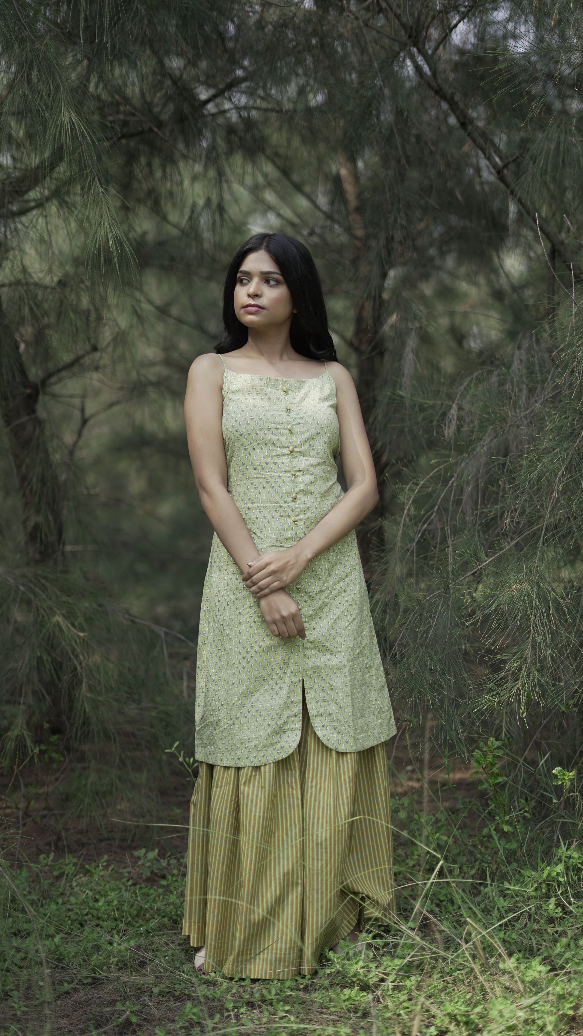 anka Sleeveless top with gharara pant1-m