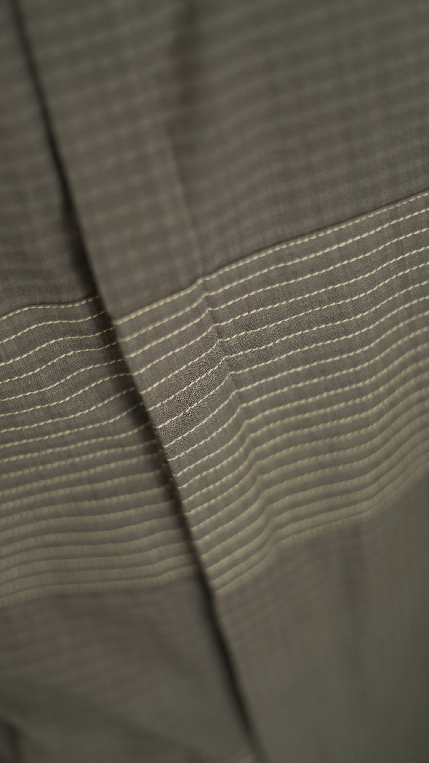 anka Pleated shirtt1-min.JPG